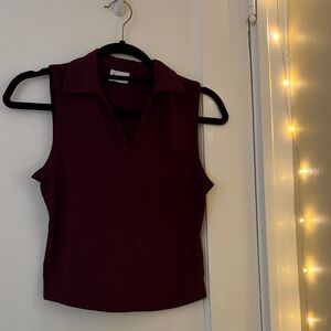 Linden Ribbed Sleeveless Collared V-Neck Top - Burgundy